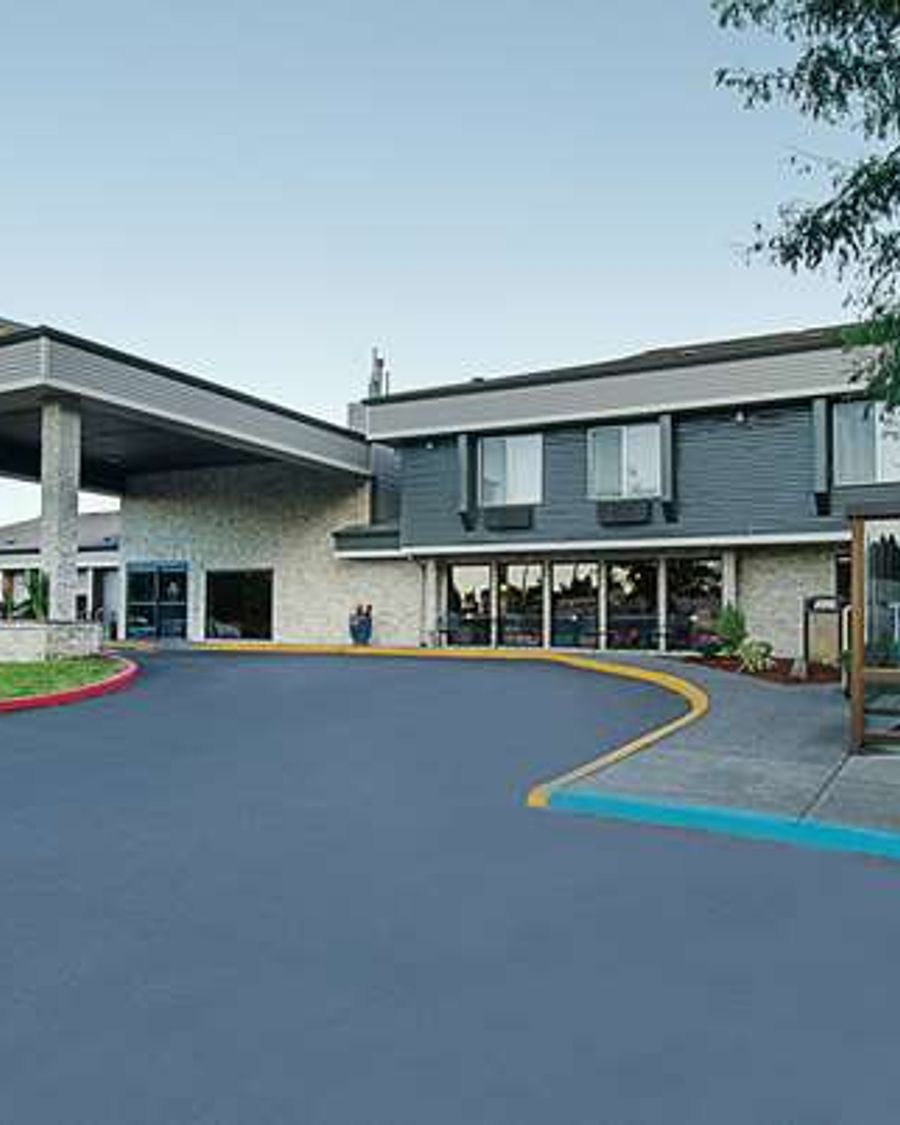 La Quinta Inn & Suites by Wyndham Portland NW