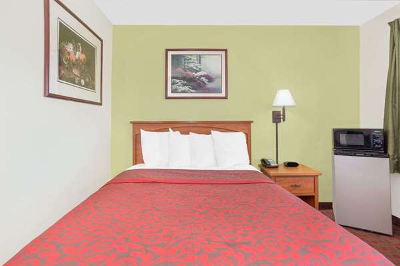 Photo of Days Inn by Wyndham Turlock