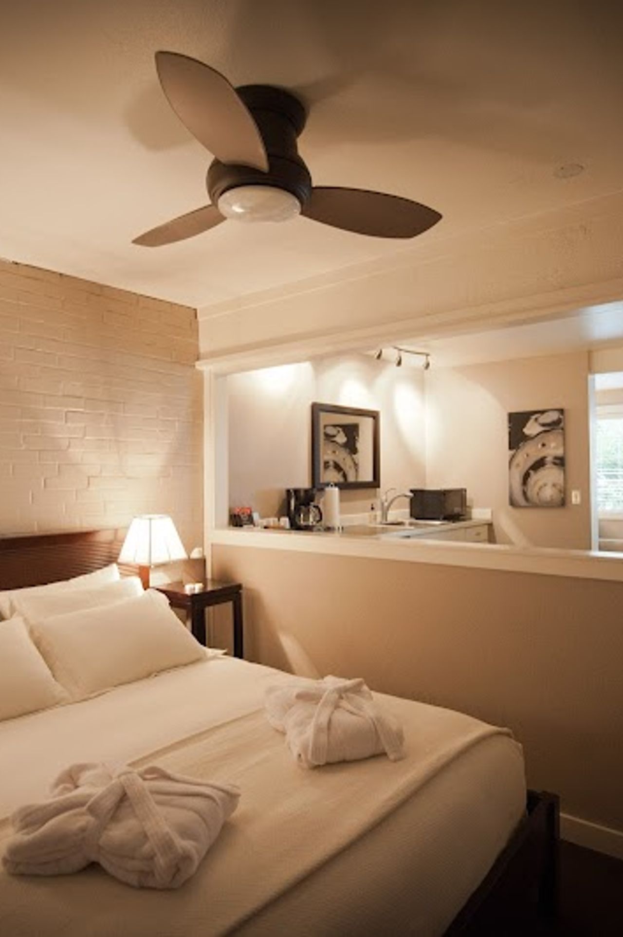 Photo of Bird Rock Hotel
