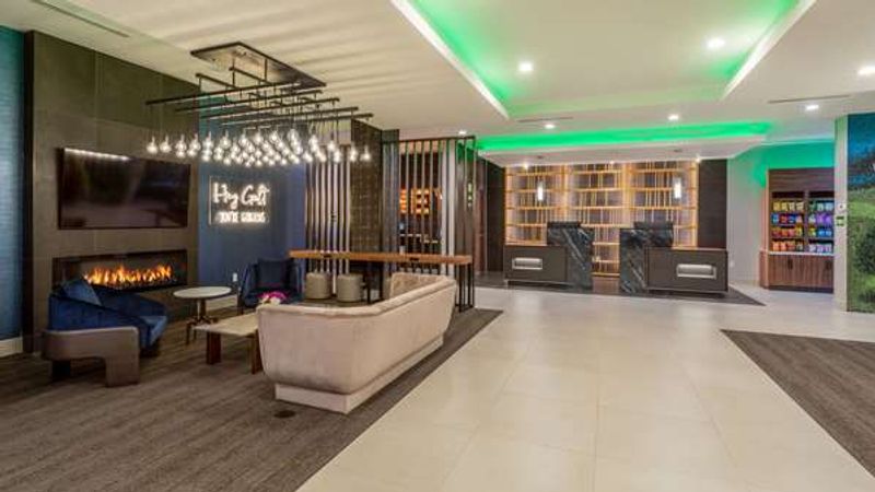 Photo of La Quinta Inn & Suites by Wyndham Galt Lodi North