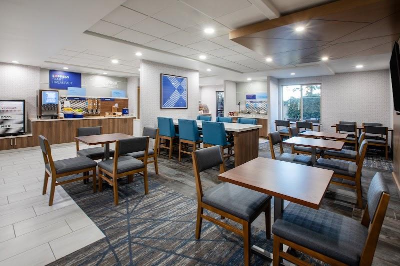 Photo of Holiday Inn Express & Suites Lathrop by IHG