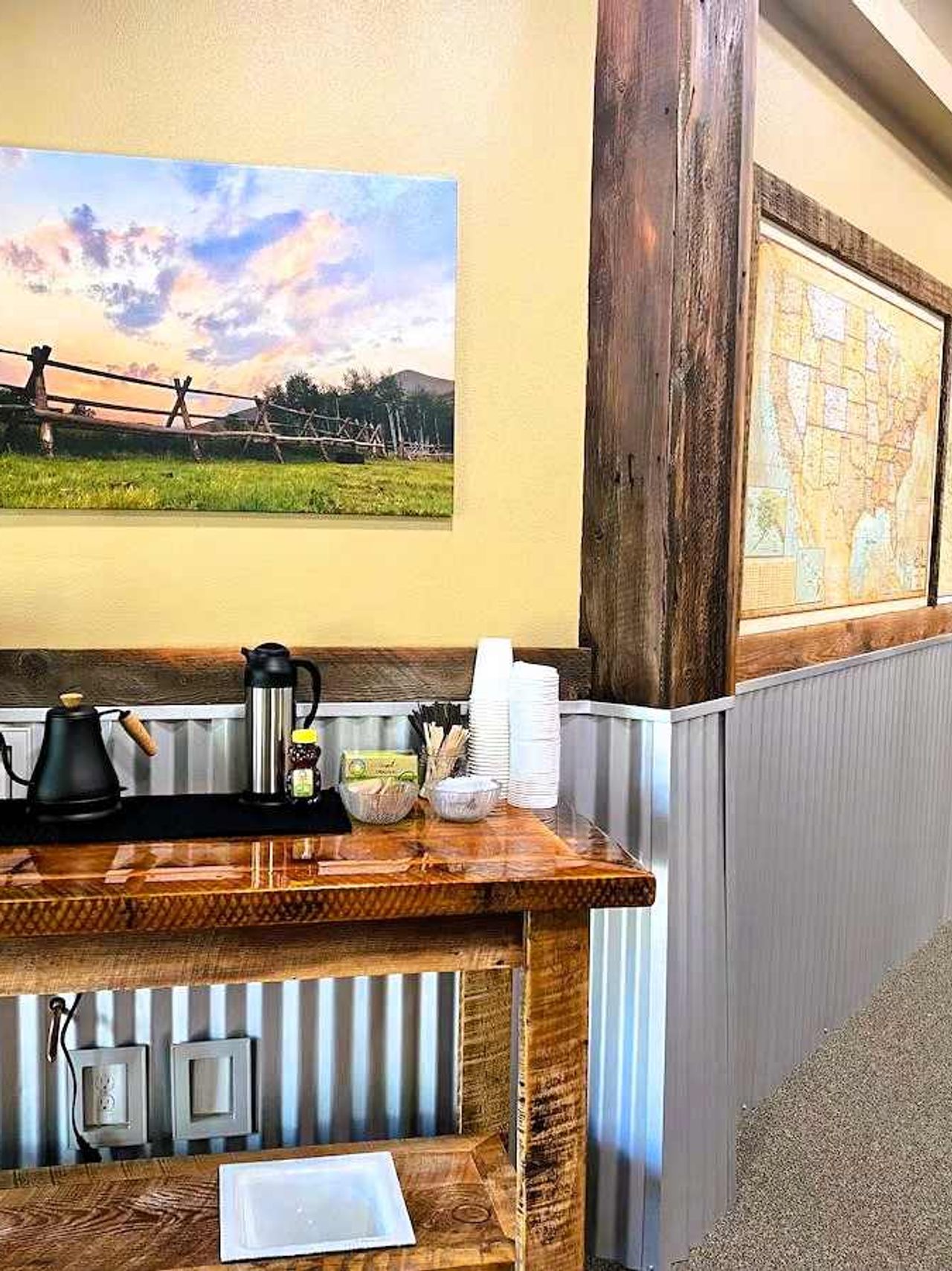 RED ROCK LODGE - Reception, Coffee and Tea