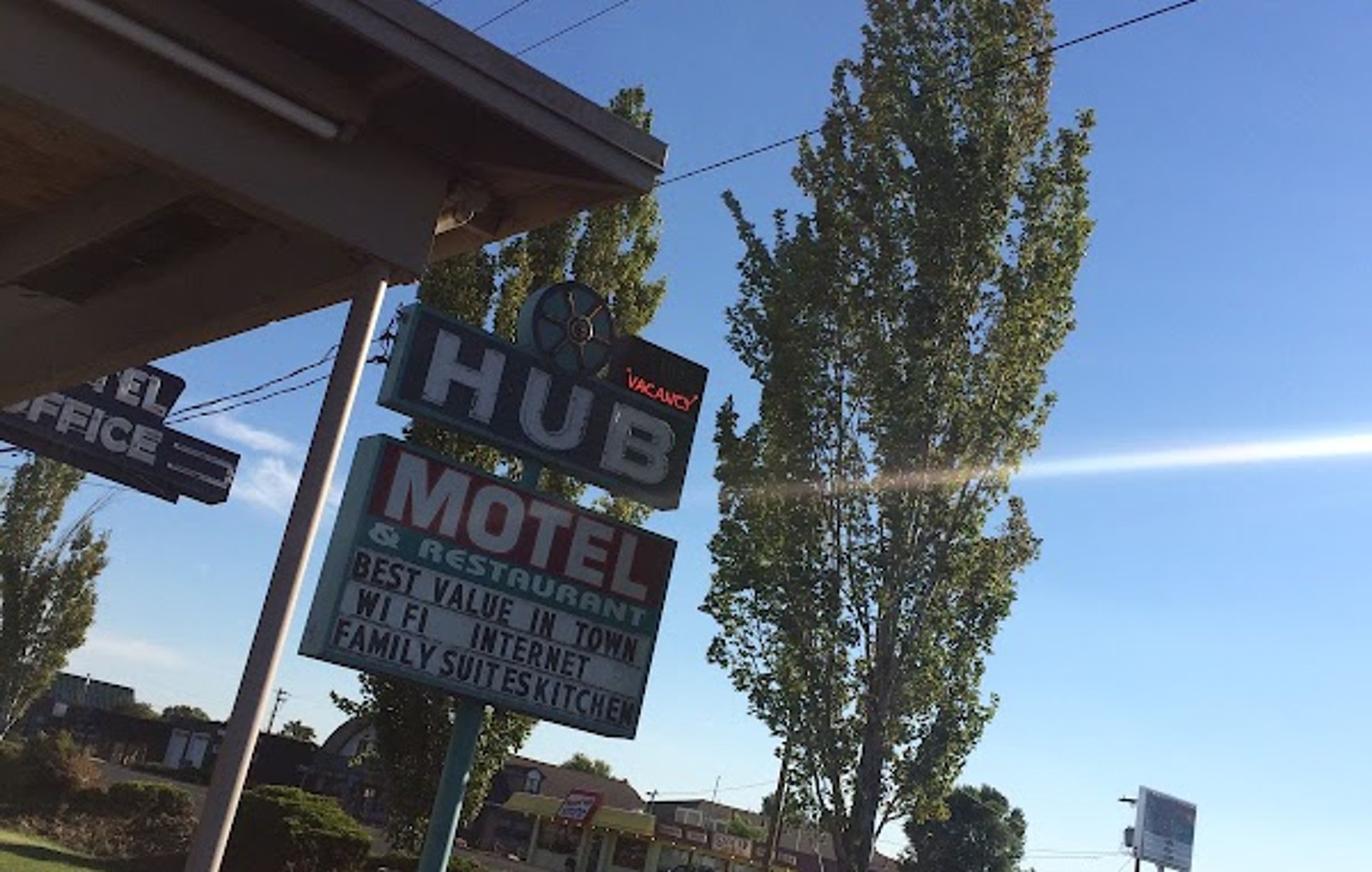 Hub Motel