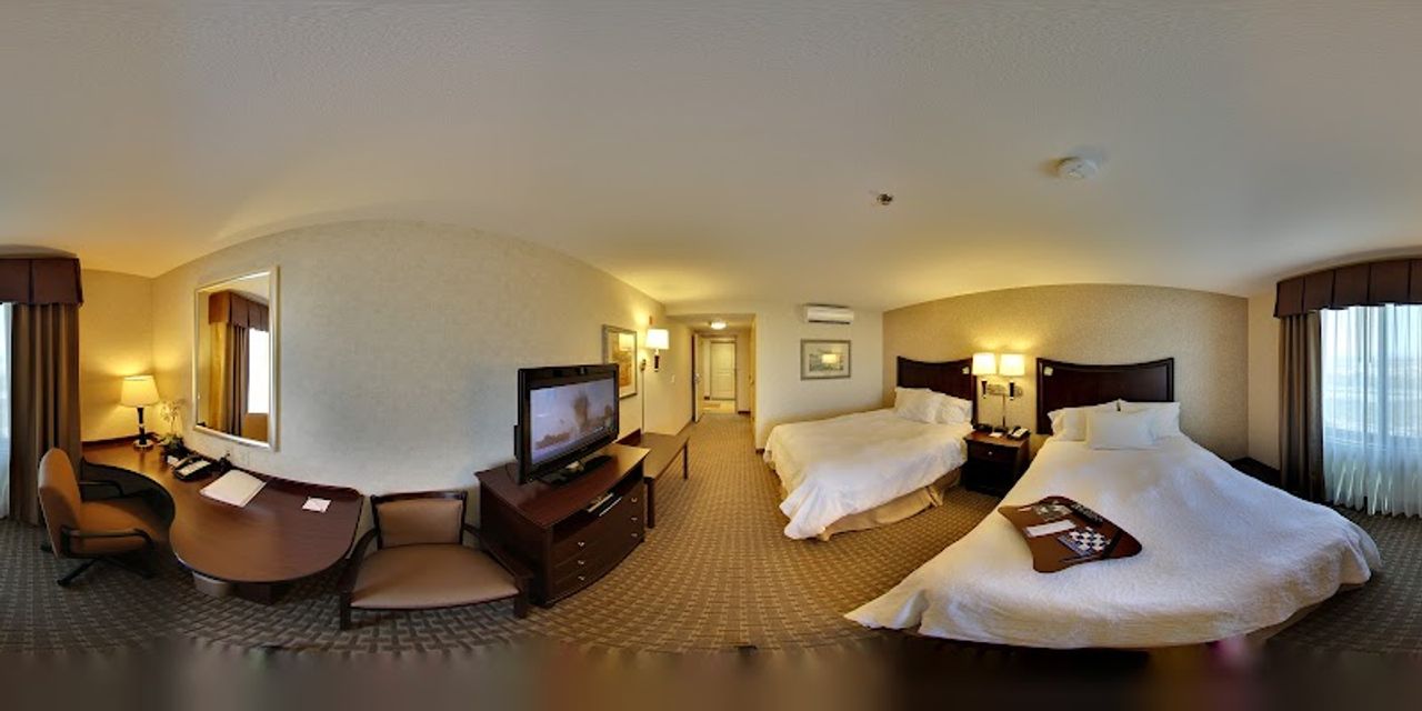 Photo of Hampton Inn & Suites Oakland Airport-Alameda