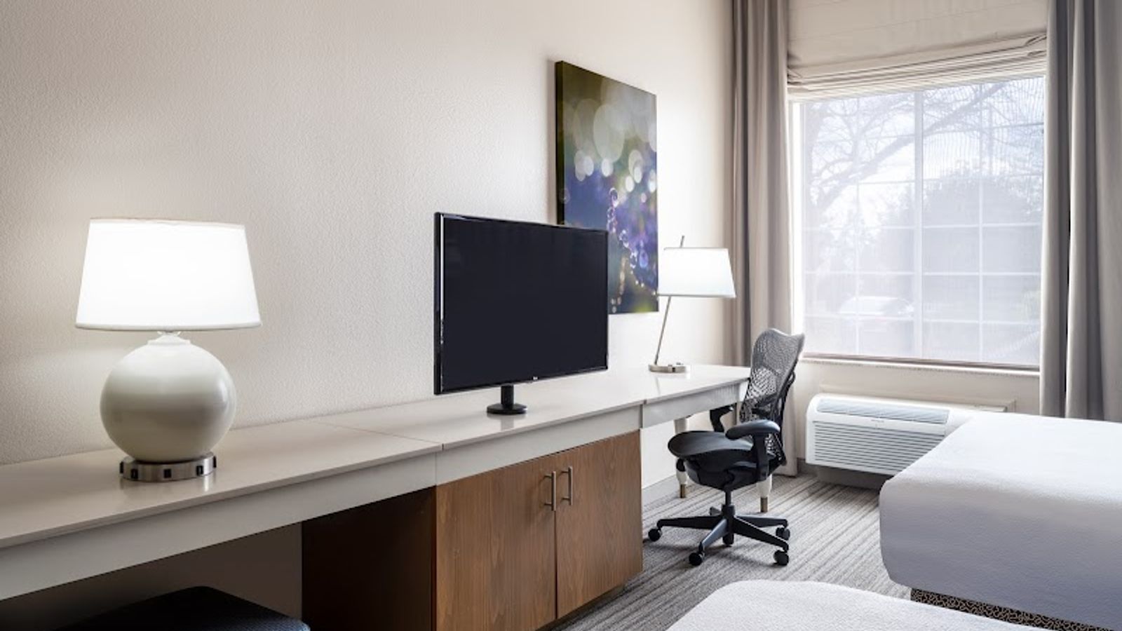 Photo of Hilton Garden Inn Bakersfield