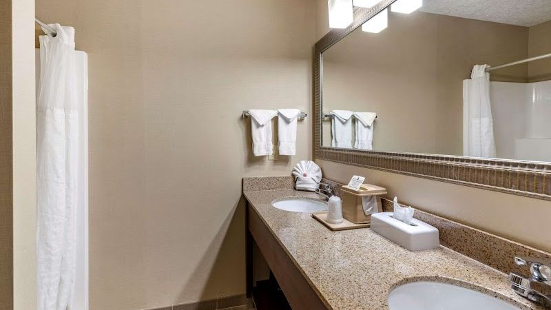 Photo of Comfort Suites Linn County Fairground and Expo