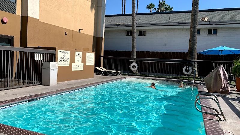 Photo of Spark by Hilton Bakersfield Central