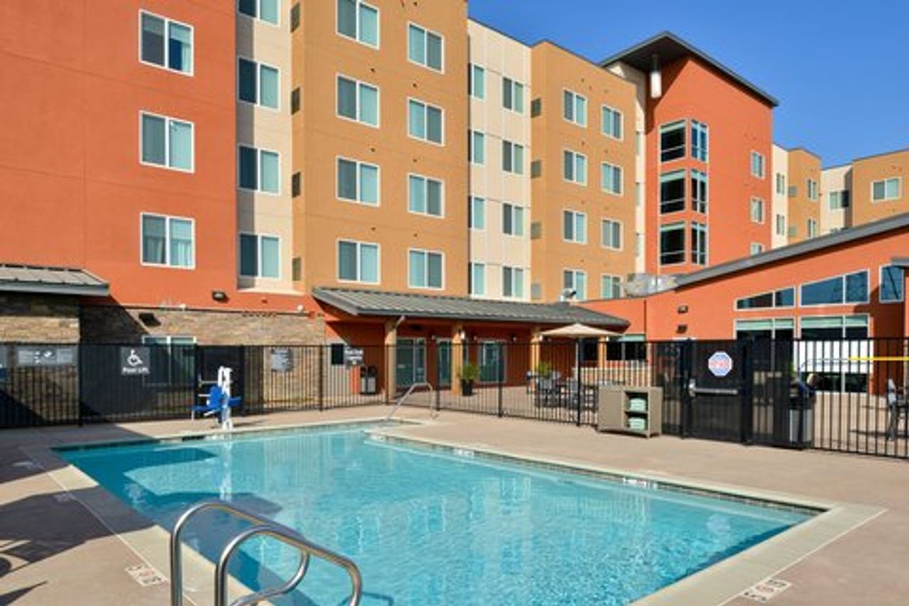 Photo of Residence Inn Bakersfield West