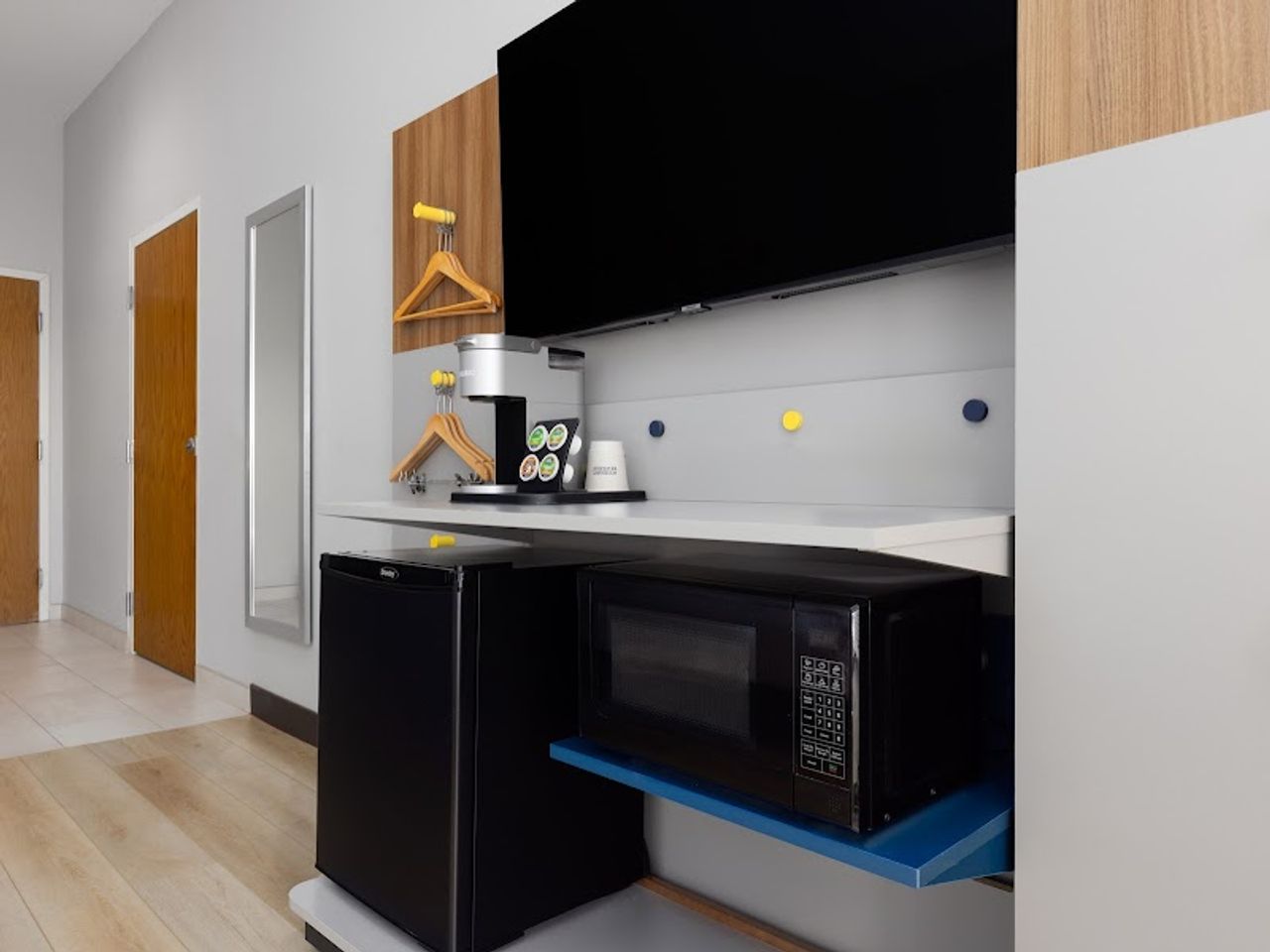 Photo of Microtel Inn & Suites by Wyndham Tracy