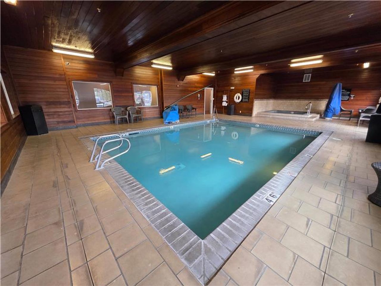 Photo of Country Inn & Suites by Radisson, Idaho Falls at the Mall - Indoor pool and Hot tub