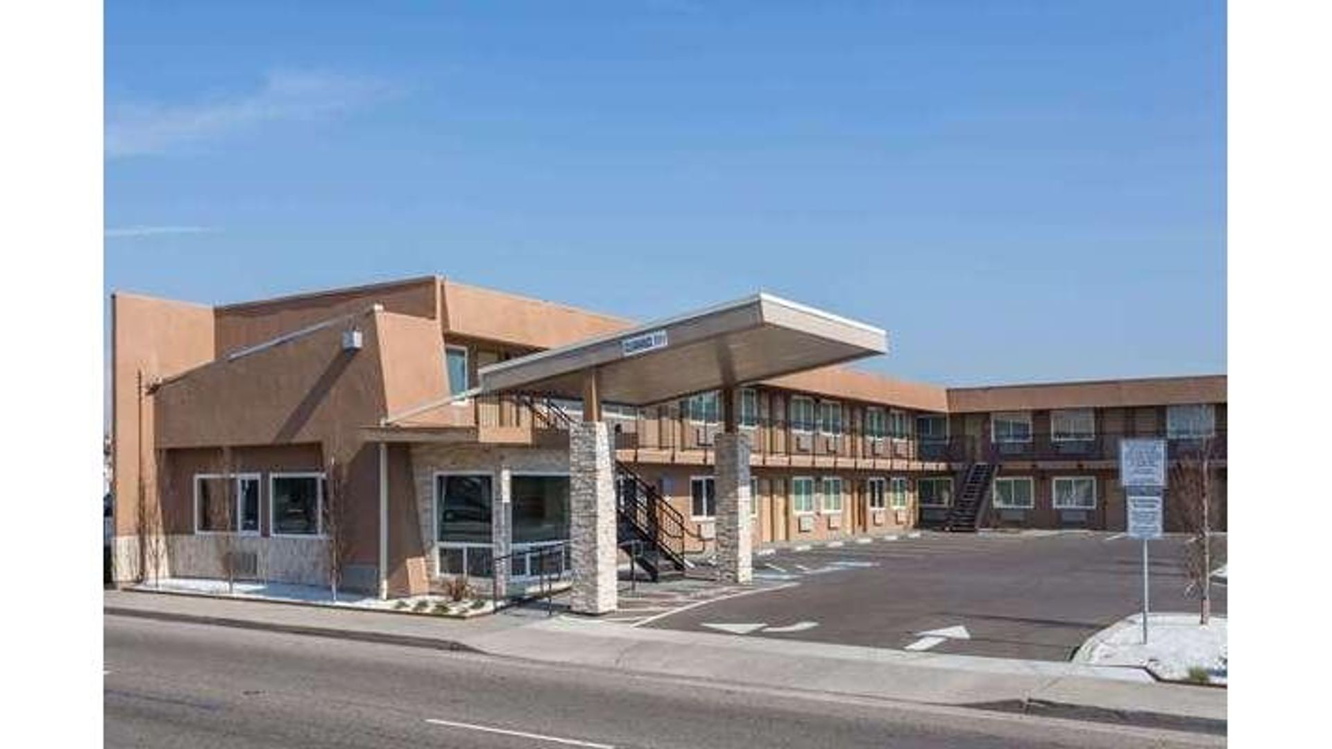 Days Inn by Wyndham Yosemite Area