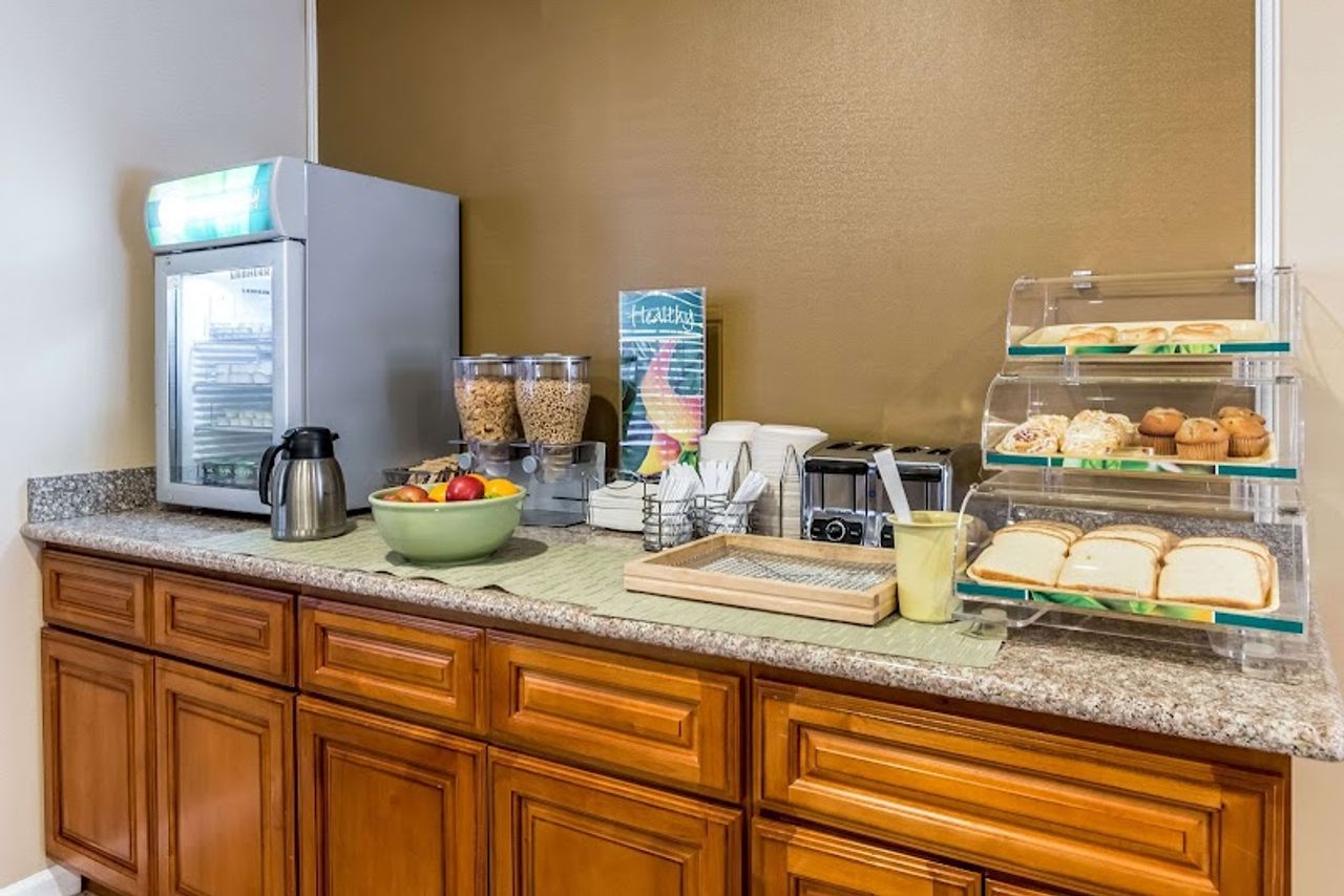 Photo of Quality Inn Fresno Near University