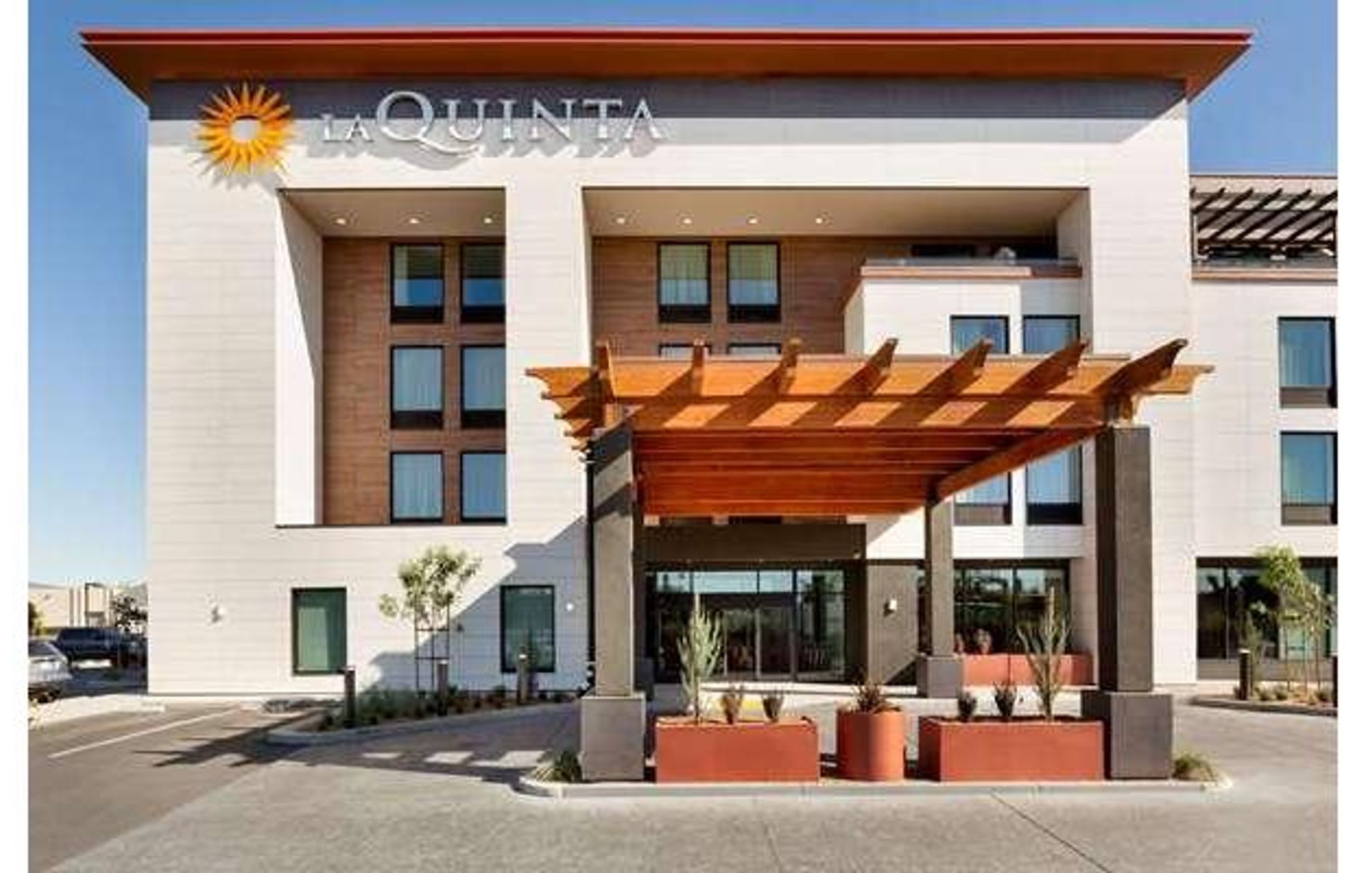 La Quinta Inn & Suites by Wyndham Santa Rosa Sonoma