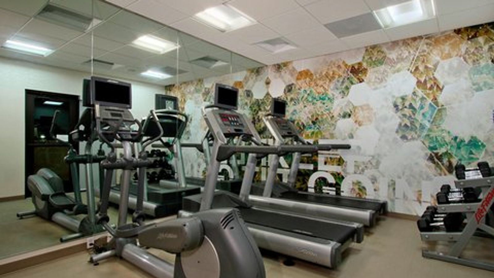 Photo of SpringHill Suites Madera