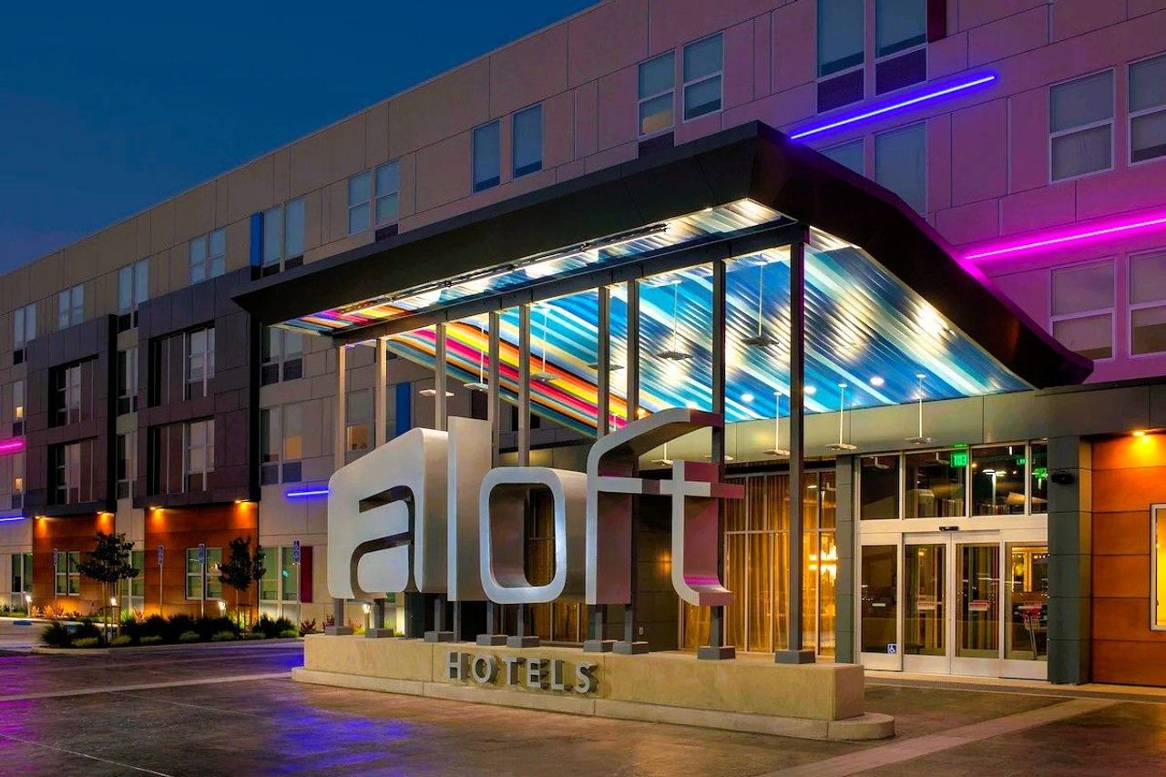 Aloft Sacramento Airport Natomas
