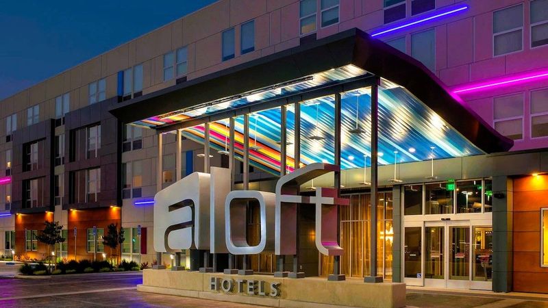 Aloft Sacramento Airport Natomas