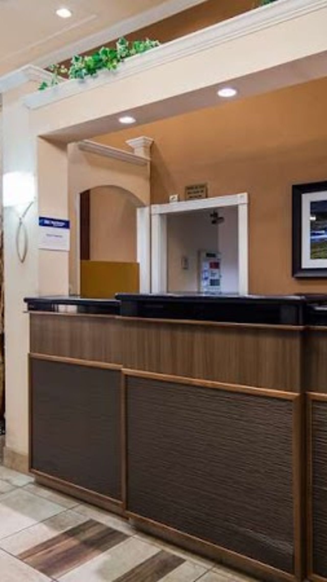 Photo of Best Western Plus Inn of Hayward