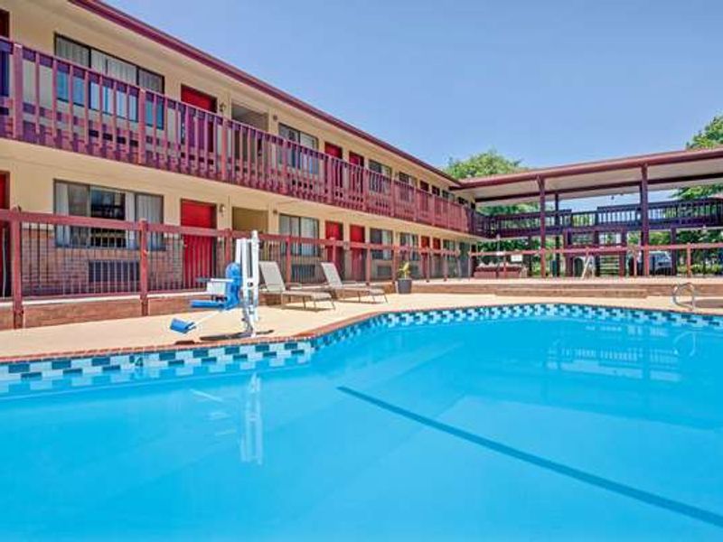 Photo of Super 8 by Wyndham Albany