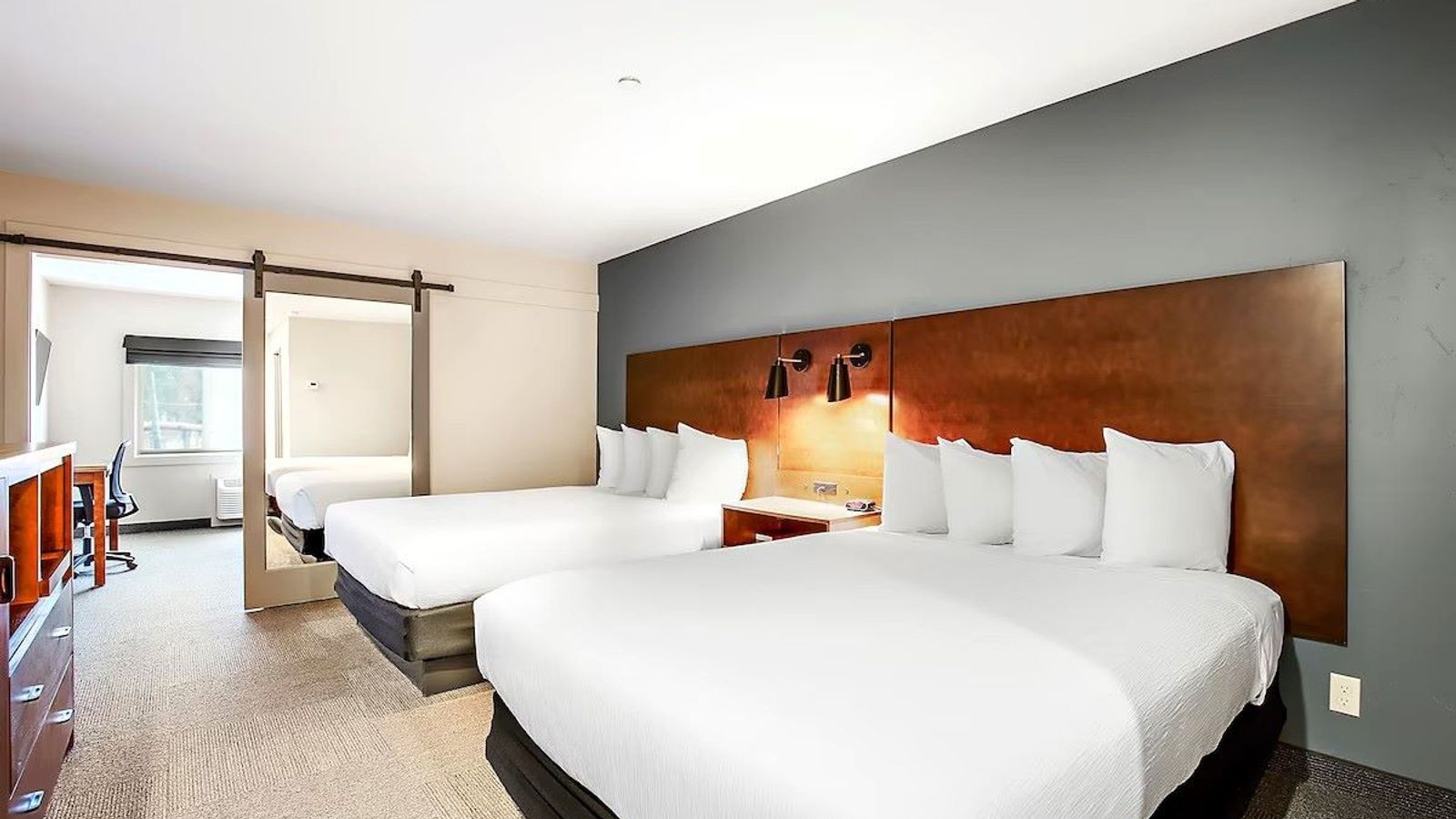 Third Street Inn - Executive Suite, Multiple Beds