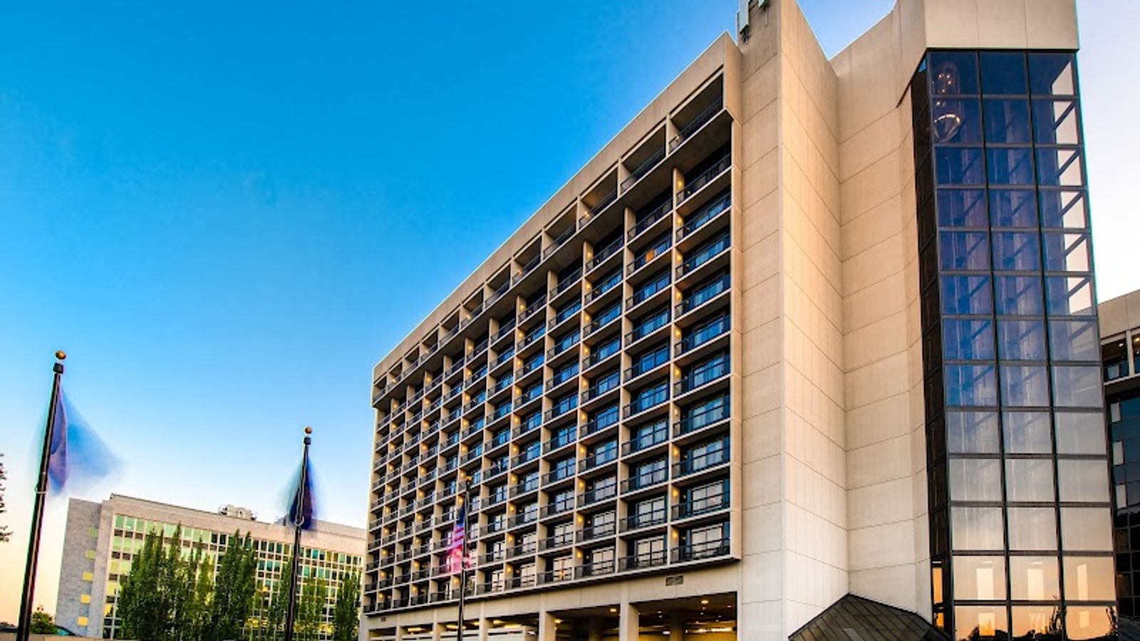 Photo of DoubleTree by Hilton Hotel Portland