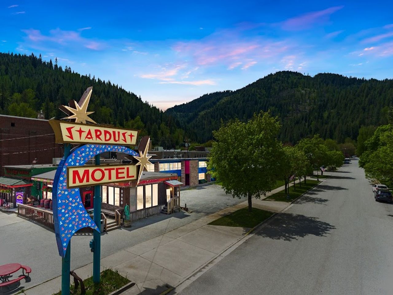Photo of The Stardust Motel Wallace