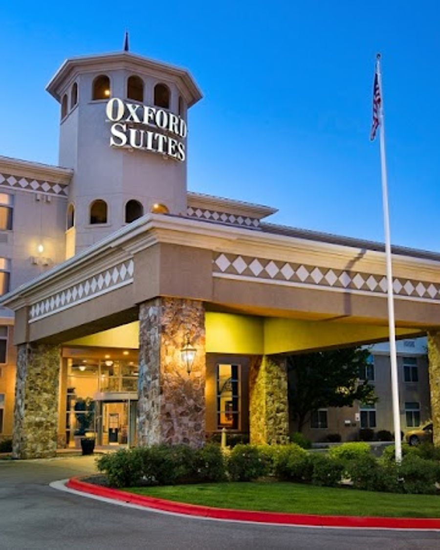 Oxford Suites Boise