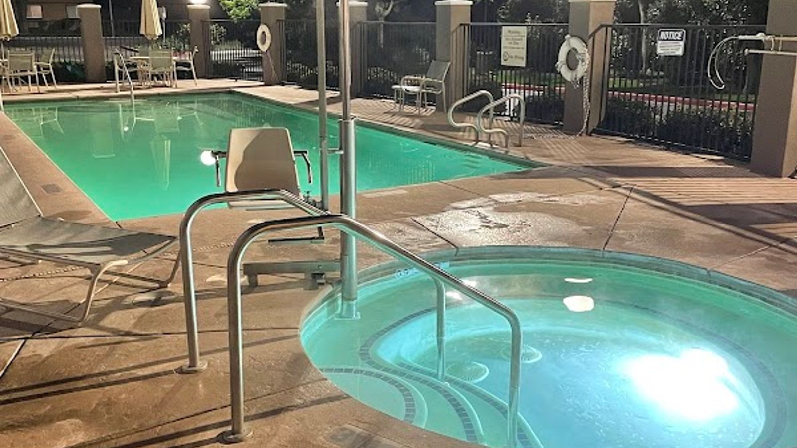 Photo of Holiday Inn Express & Suites Merced - Yosemite Natl Park Area by IHG