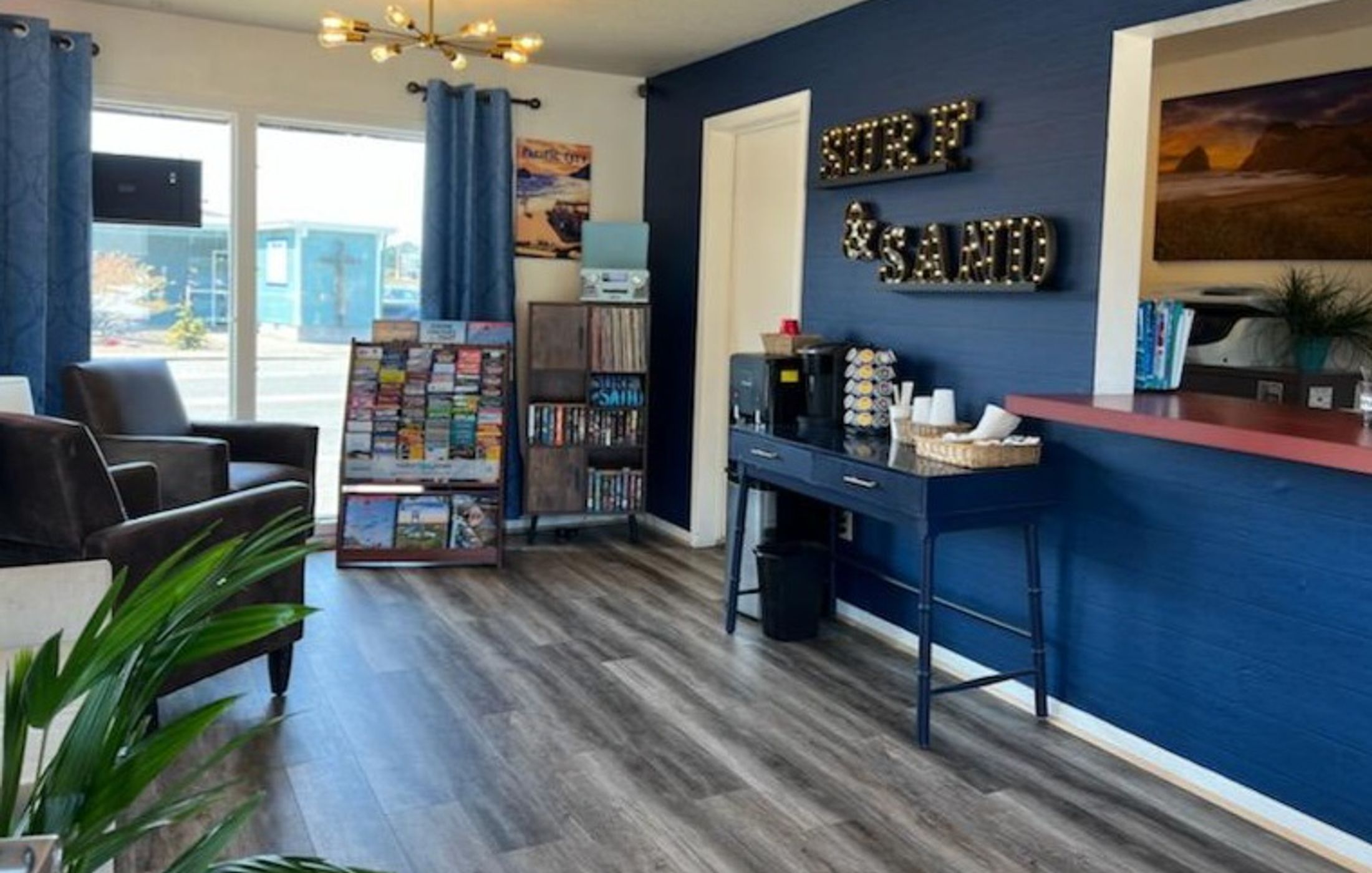 Surf & Sand Inn