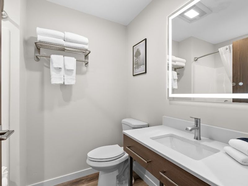 Photo of Cedar Street Hotel & Suites Sandpoint