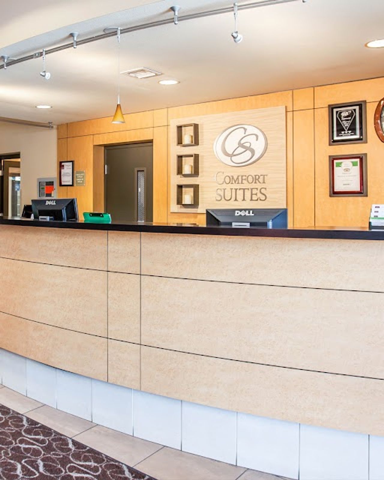 Photo of Comfort Suites Airport Tukwila Seattle