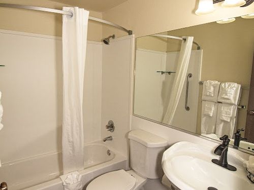 Photo of FairBridge Inn & Suites Sandpoint