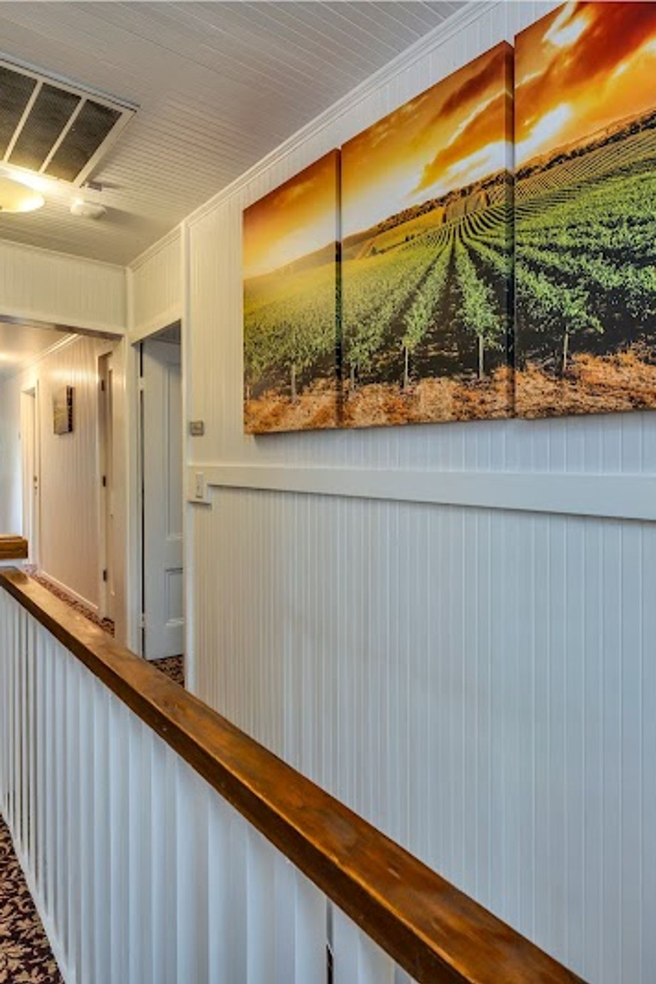 Photo of Calistoga Wine Way Inn