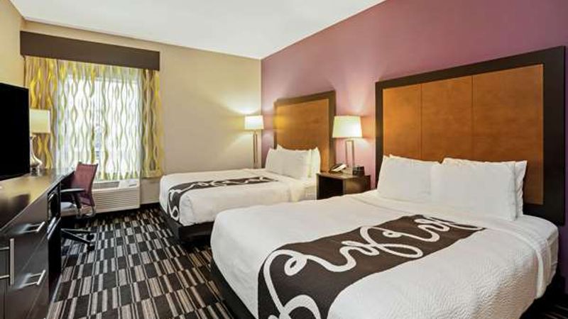 Photo of La Quinta Inn & Suites by Wyndham Tumwater - Olympia