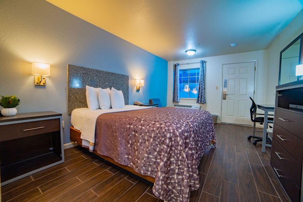 Photo of Turlock Inn