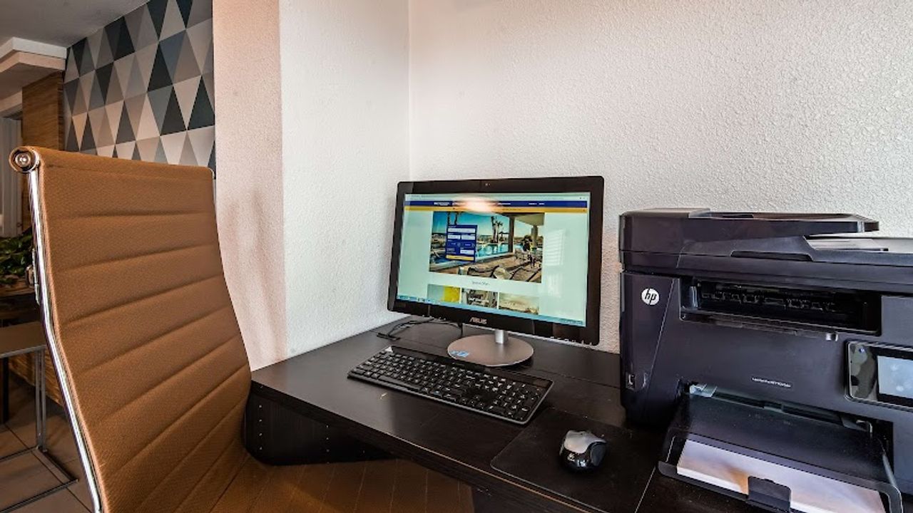 Photo of Best Western Plus Executive Suites