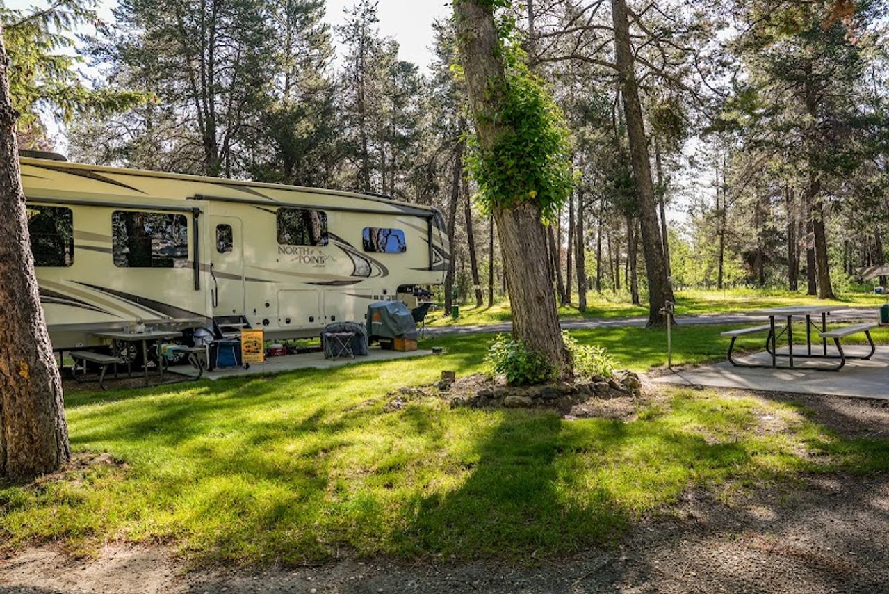 Photo of Alpine Lodge Motel and RV
