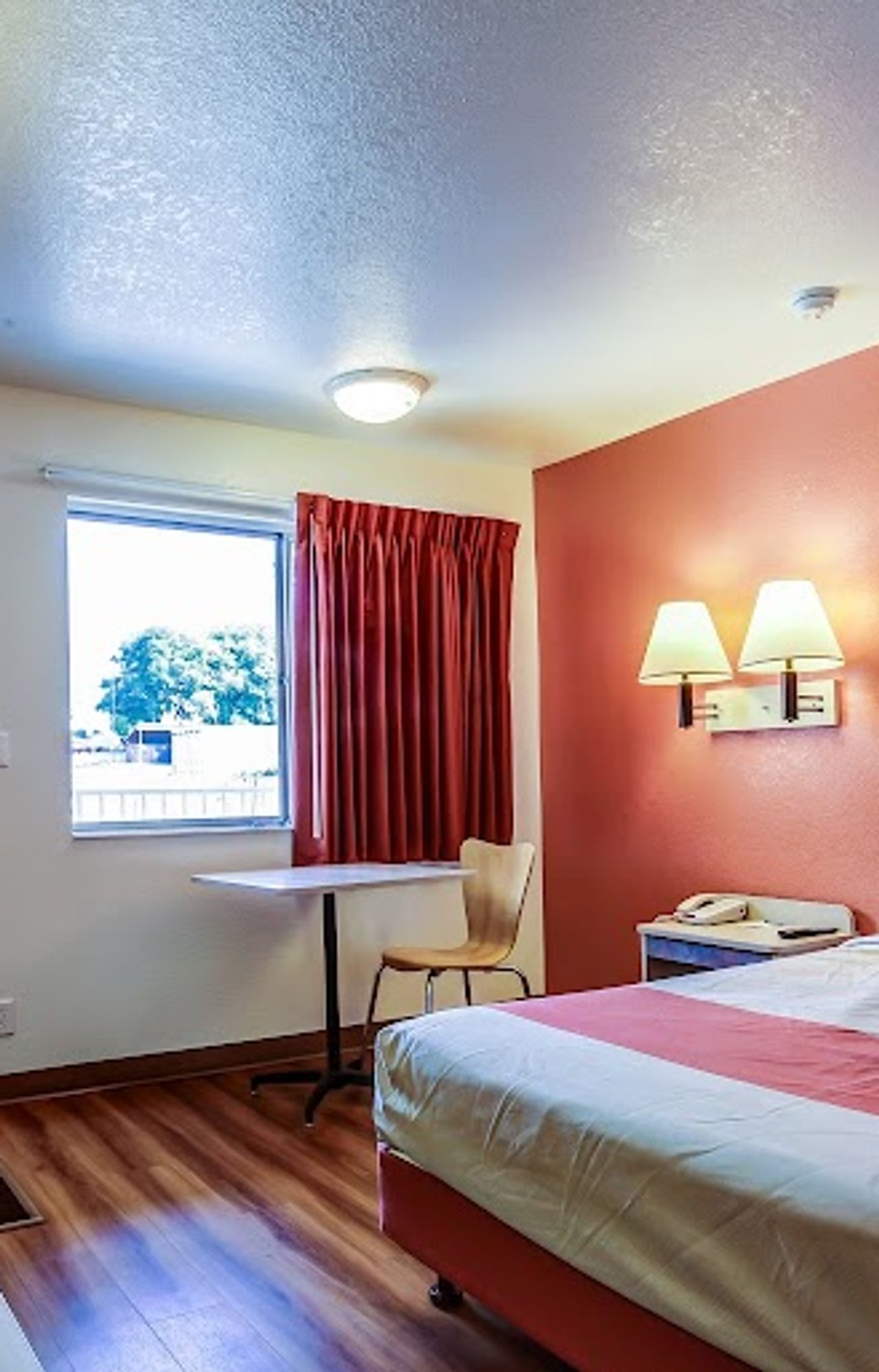 Photo of Motel 6 Grants Pass, OR