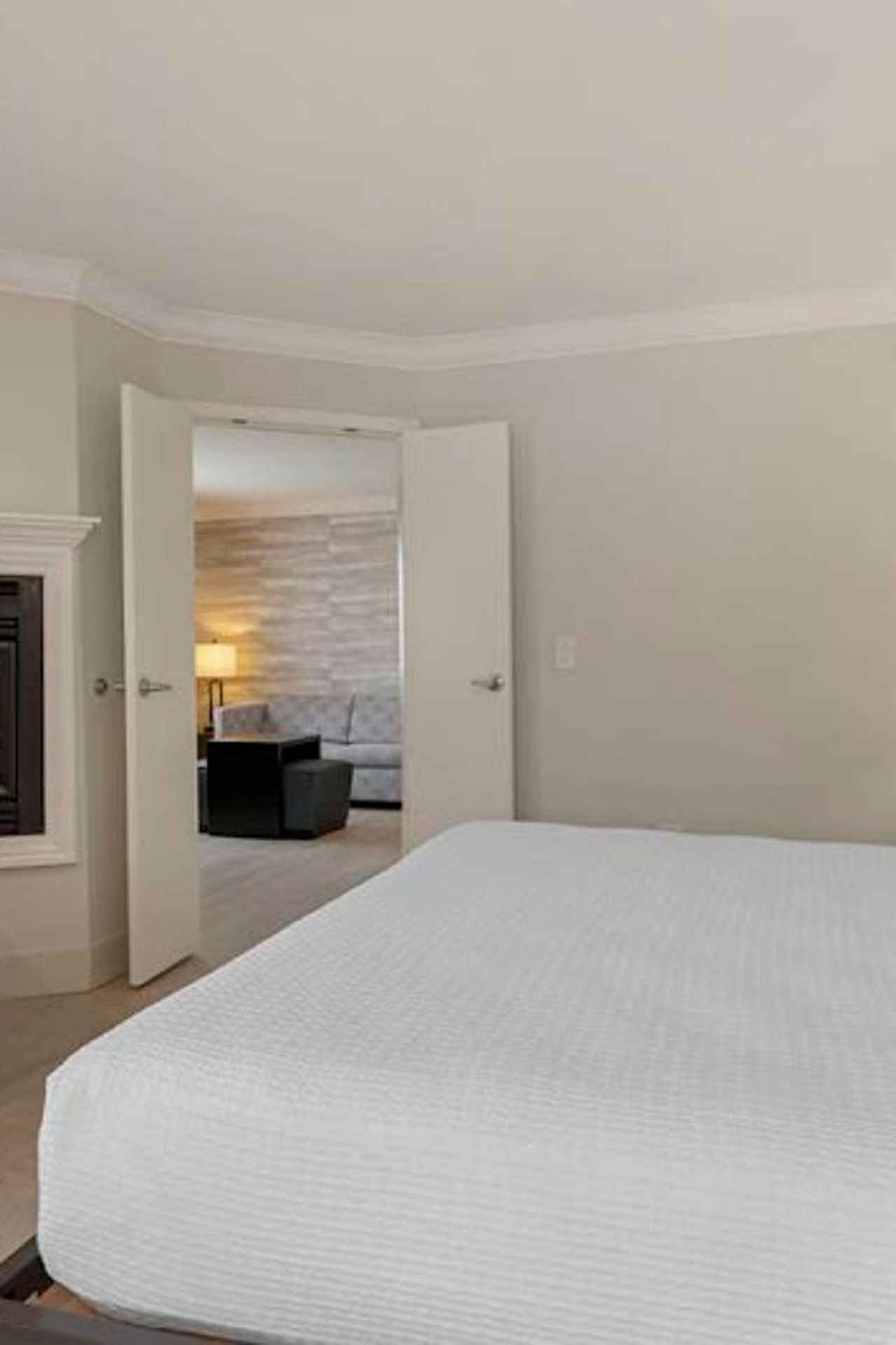 Photo of Best Western Plus All Suites Inn - Suite, Fireplace, King Bed