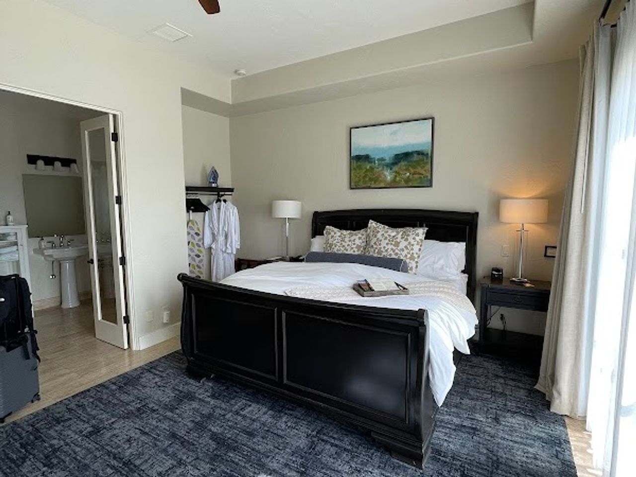 Black Walnut Inn & Vineyard - Wine Country Room