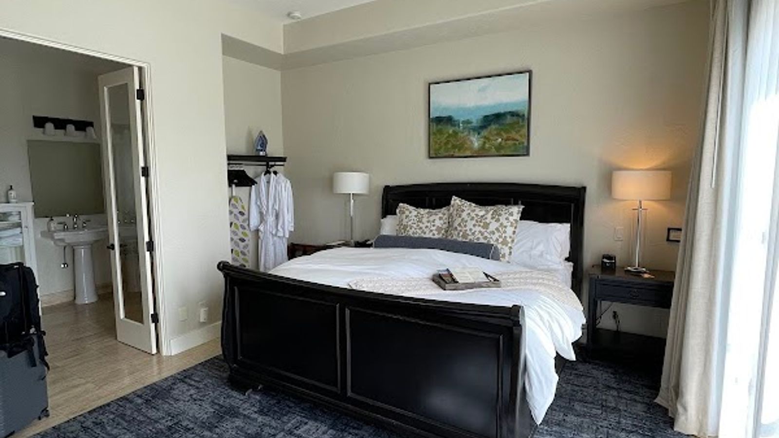 Black Walnut Inn & Vineyard - Wine Country Room