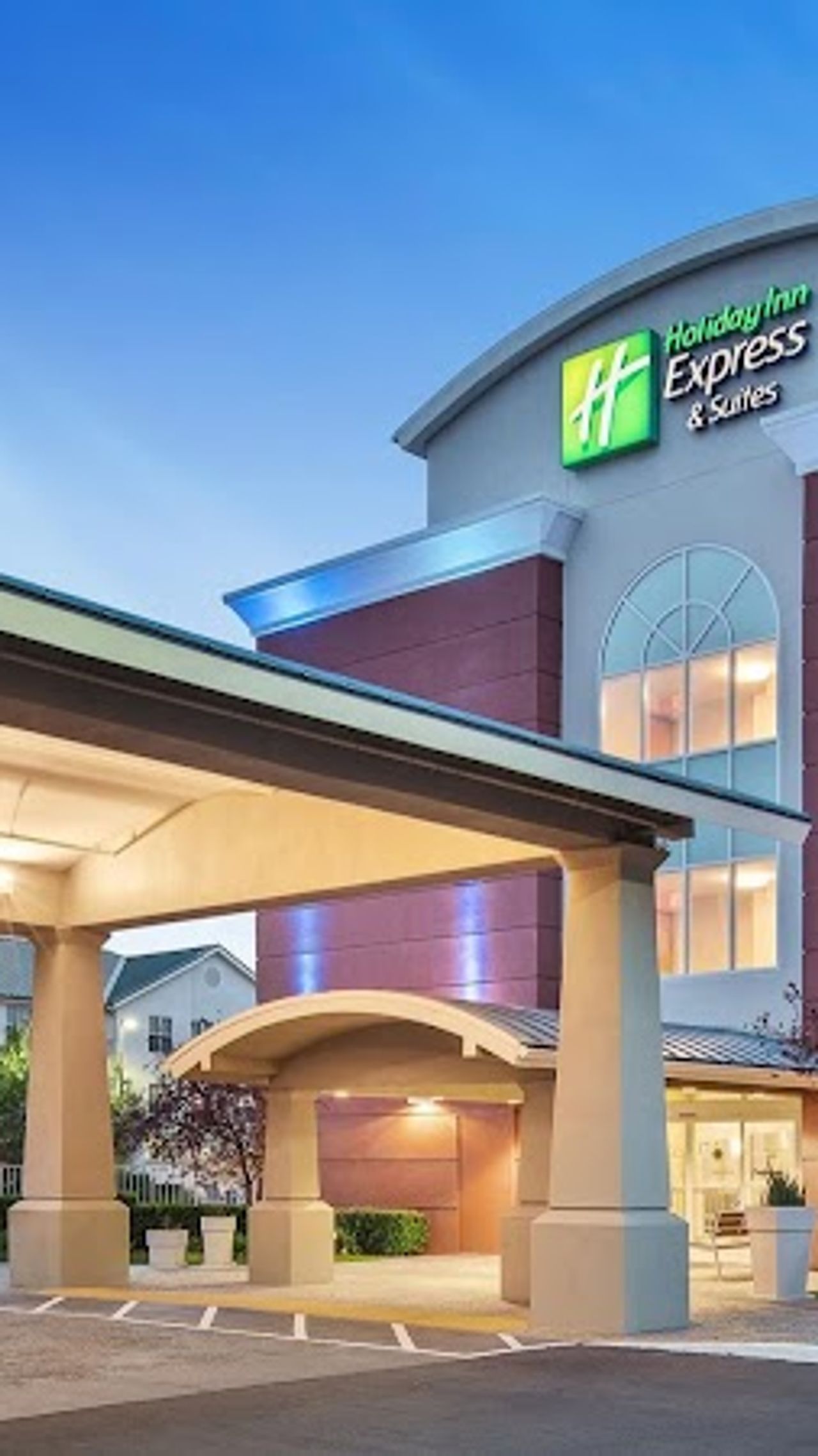 Photo of Holiday Inn Express & Suites Sacramento Airport Natomas, an IHG Hotel