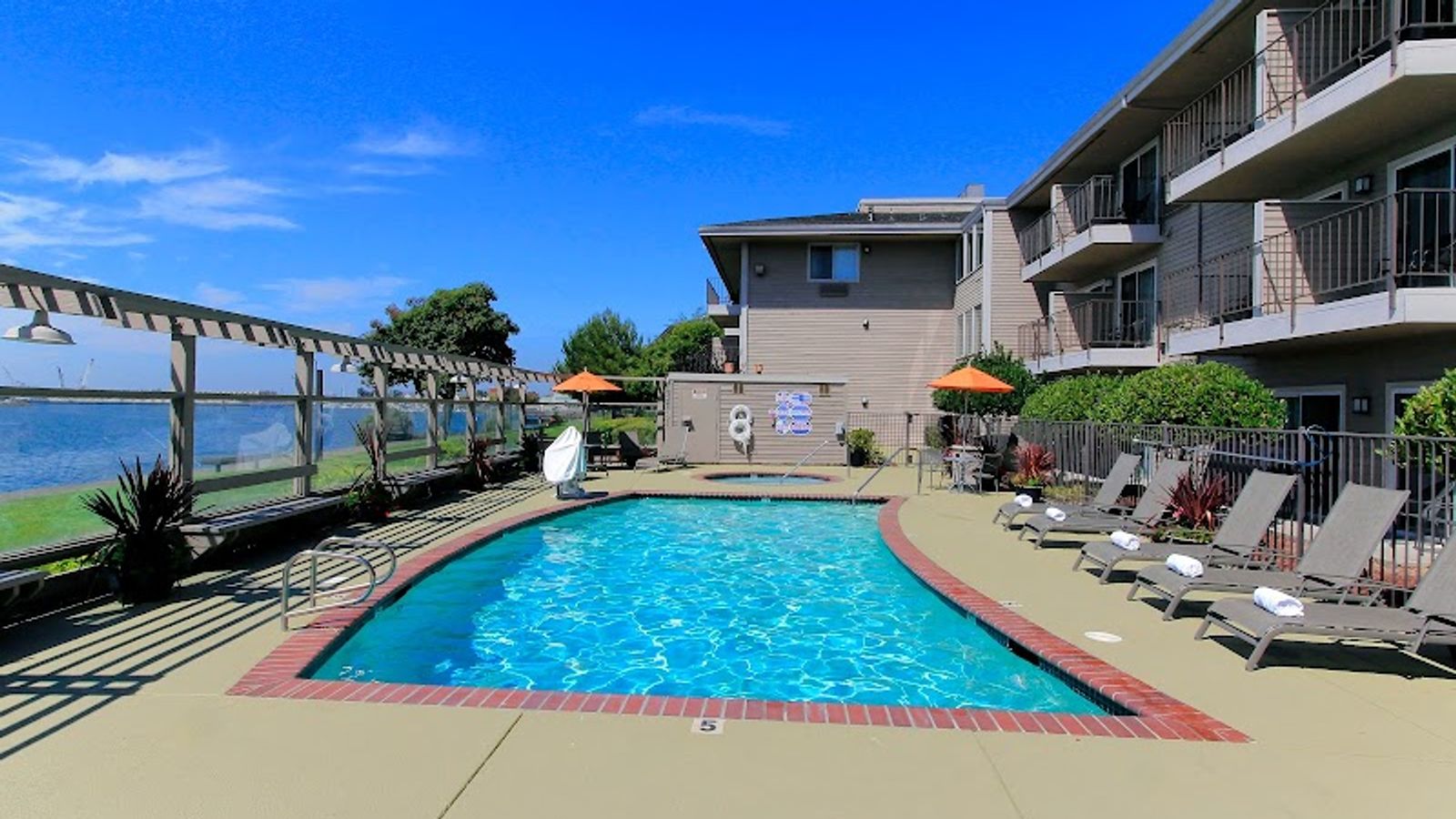 Photo of Executive Inn & Suites