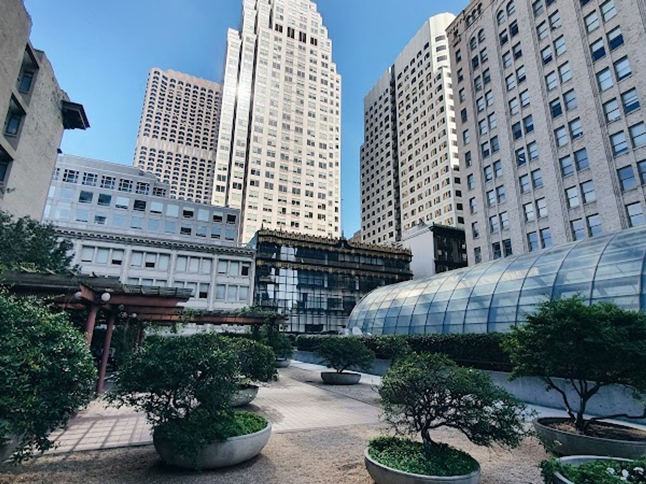 Photo of Galleria Park Hotel