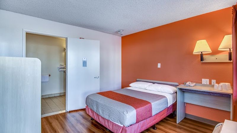Photo of Motel 6 Stockton, CA - Charter Way West