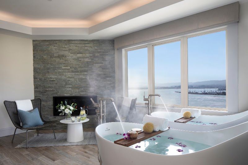 Photo of Monterey Plaza Hotel & Spa - Oceanview couples’ tub room and tranquil wellness facilities