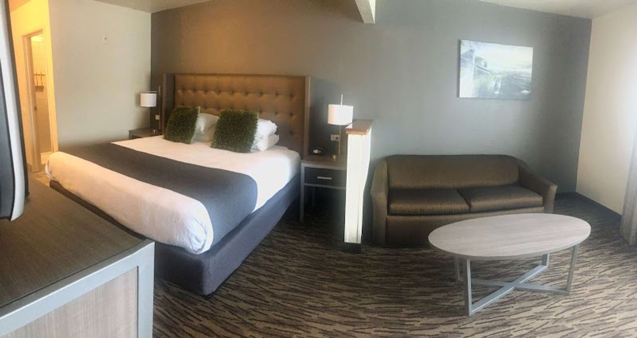 Photo of Best Western Plus Peppertree Airport Inn