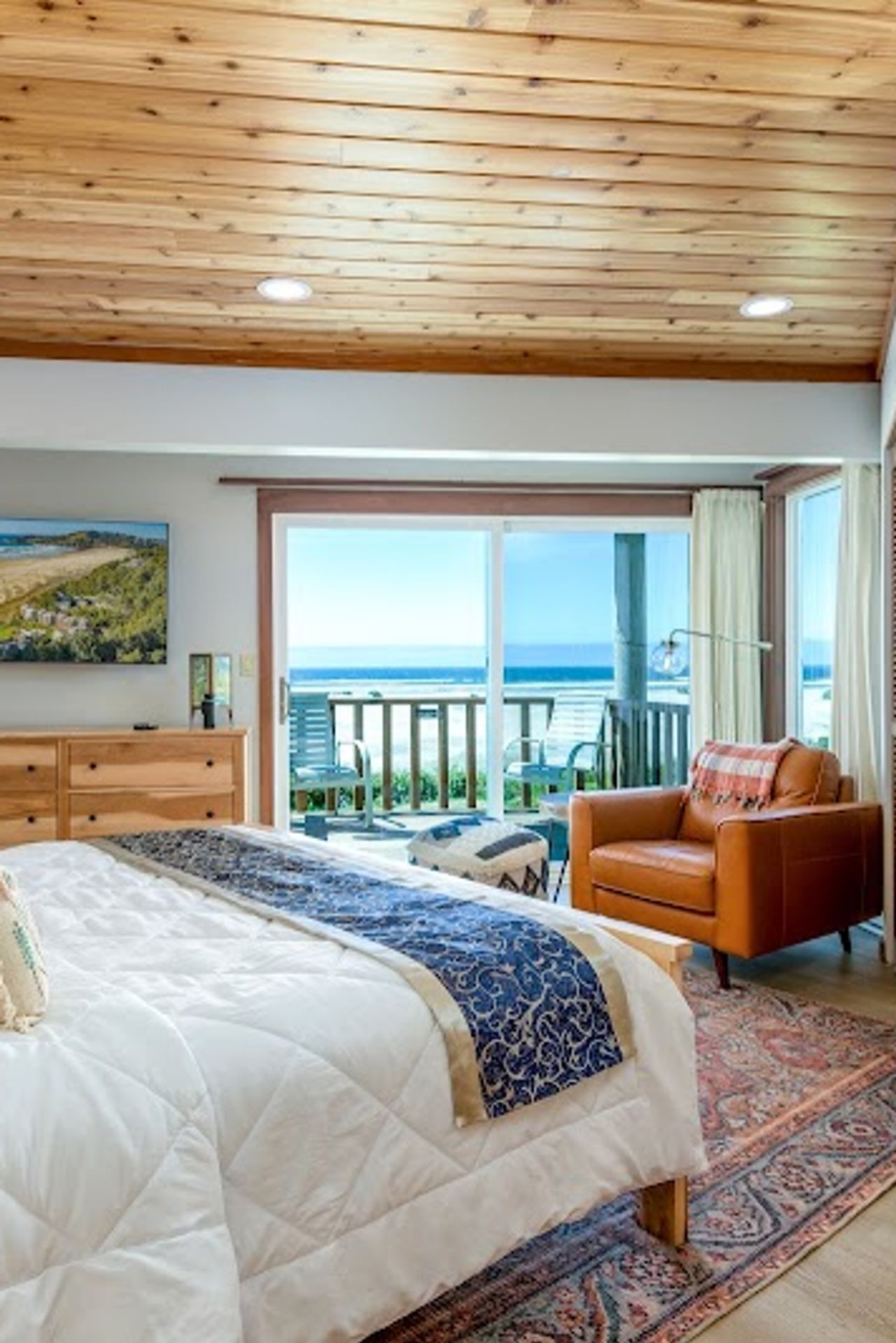 Photo of Little Creek Cove Beach Resort - Room, King Bed