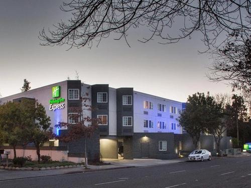 Holiday Inn Express Mountain View - S Palo Alto, an IHG Hotel