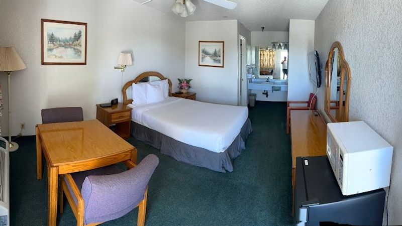 Photo of Formosa Inn