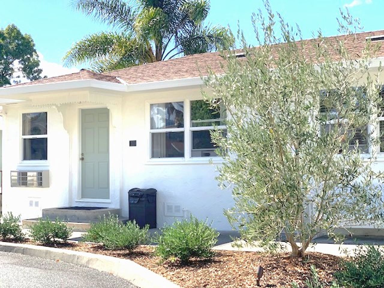 Photo of Carlin's Cottage Court